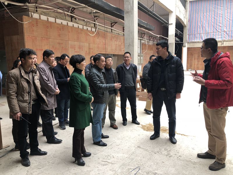 南宁市工信委主任汪东明一行到AG旗舰厅集团华南新厂调研